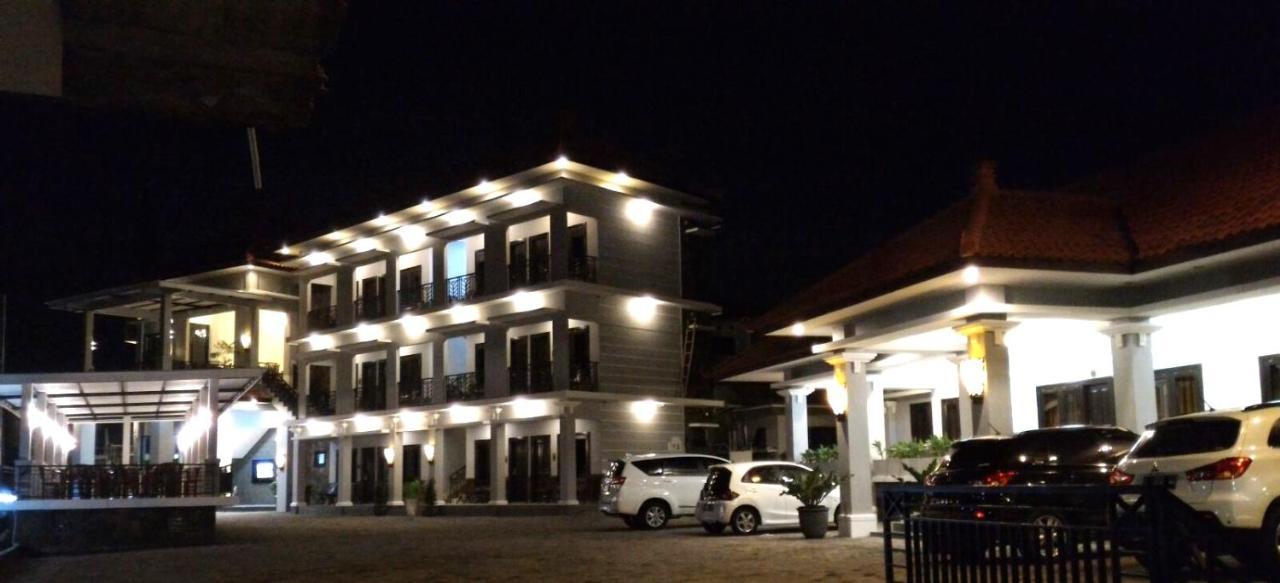 Avila Ketapan Rame Hotel Prigen Exterior foto